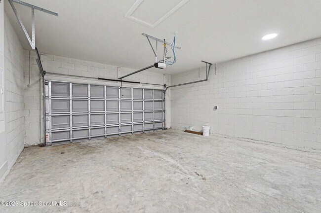 Building Photo - 276 Americana Blvd NW