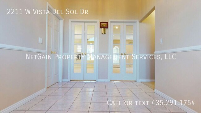 Building Photo - 2211 W Vista Del Sol Dr