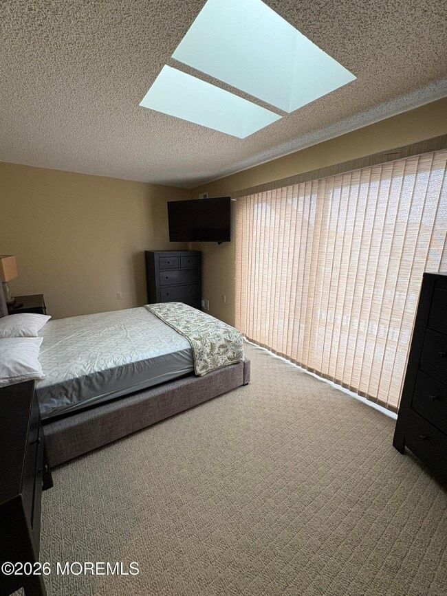 Building Photo - 17 Brown Ave