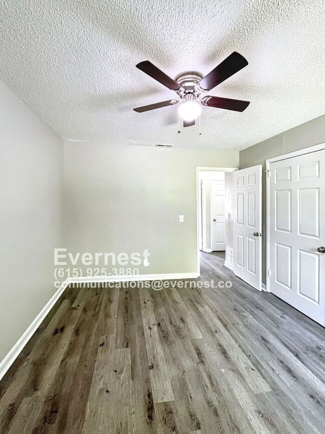 Building Photo - Spacious 4-Bedroom, 2-Bathroom Home with C...