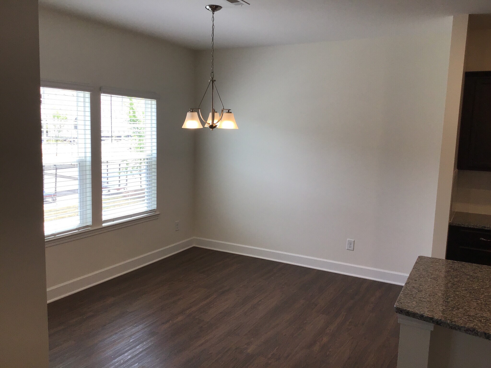Building Photo - 4992 Chutney Dr