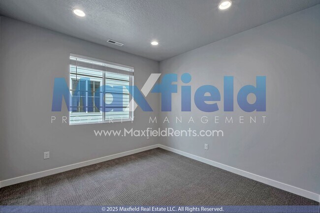 Building Photo - Brand New - Modern Living / 4BD 2.5 BTH 2GAR / Home in Lehi