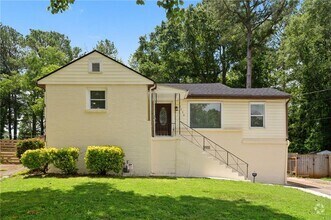 Building Photo - 1338 Montreat Ave SW