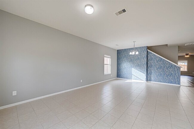 Building Photo - 502 Mornington Ln