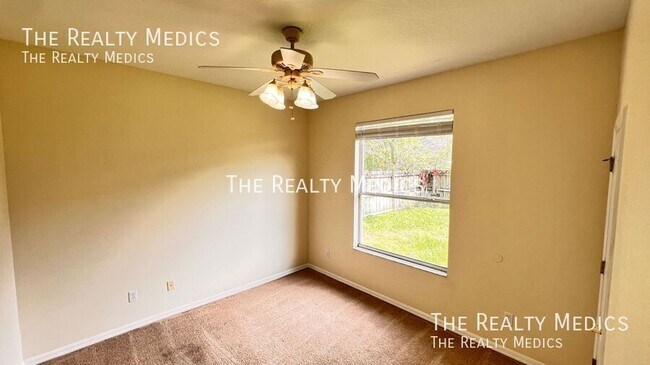 Building Photo - 7823 Fernleaf Dr