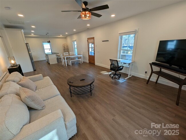 Building Photo - 24 Woodrow Ave