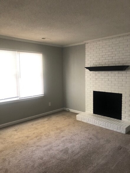 Building Photo - 4407 Graceland Ct