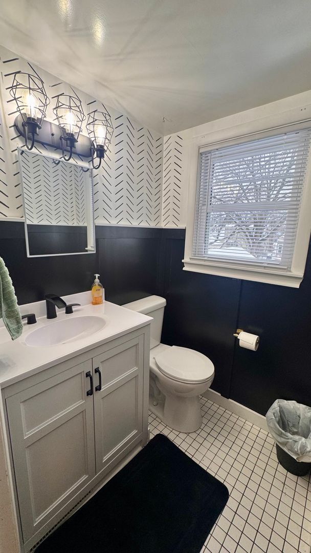 Building Photo - 1048 Griswold St SE