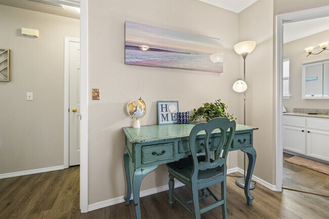 Building Photo - 7302 Bay Meadows Dr