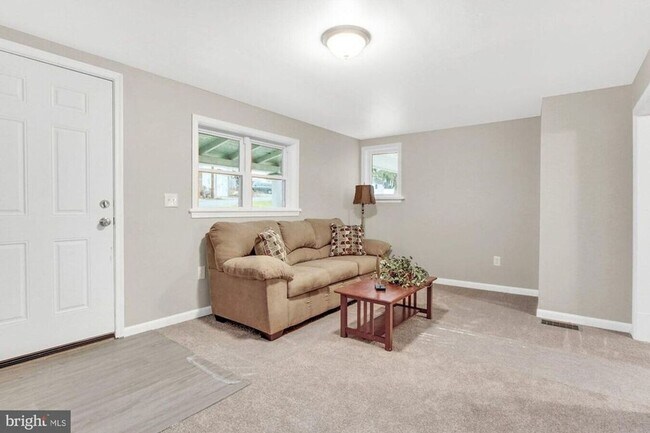 Building Photo - 3-bedroom Cape Cod in Susquehanna District