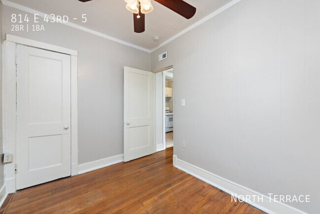 Building Photo - 814 E 43rd-5