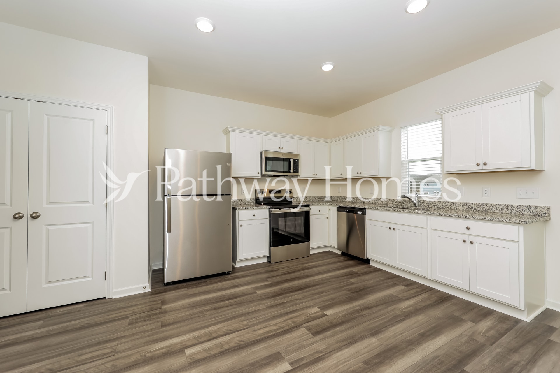 Building Photo - 1071 Large Poppy Dr