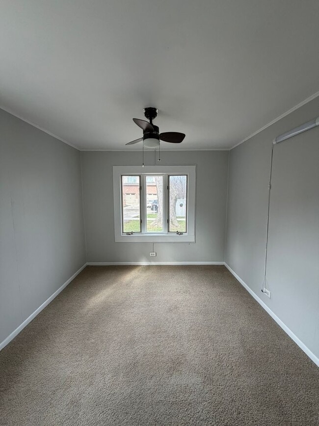 Building Photo - 2209 Douglas Ave