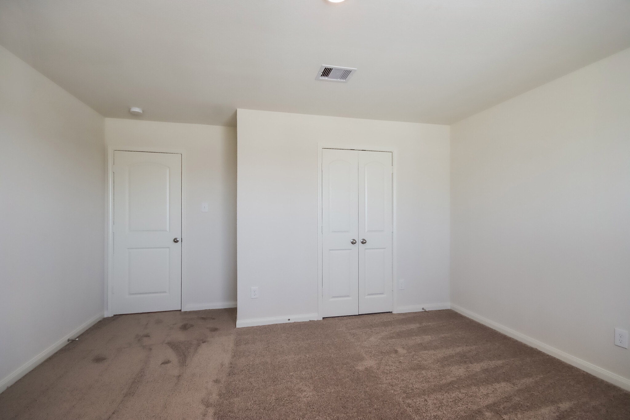 Building Photo - 8414 Bermuda Blue Rd