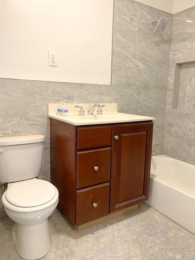 Building Photo - 92-20-20 50th Ave