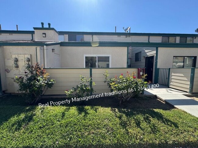 Primary Photo - 2 plus 2 condo in lancaster