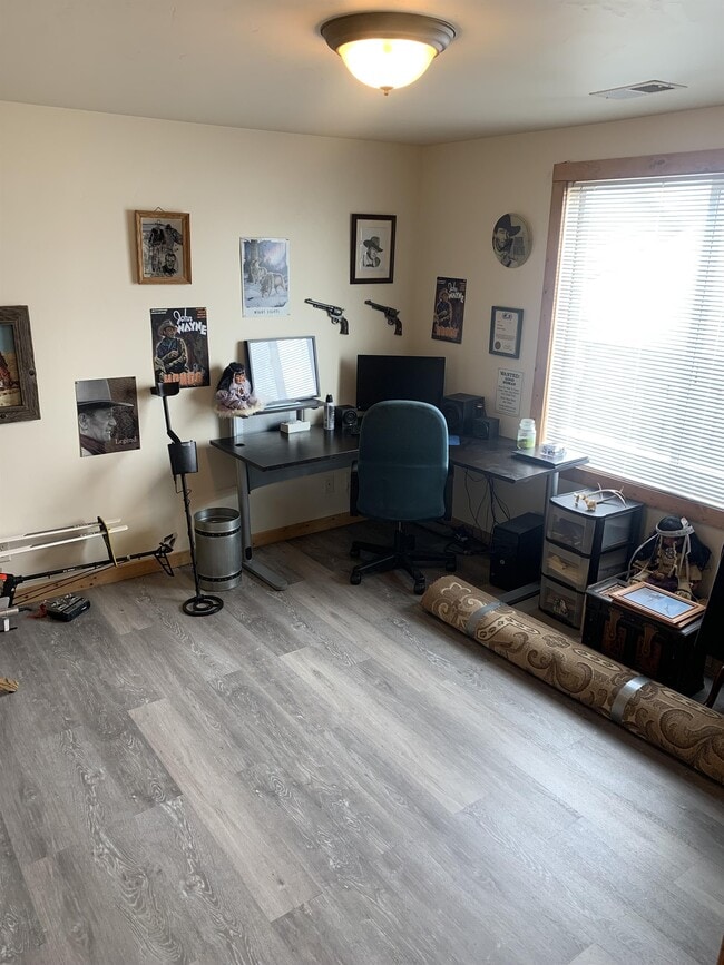 Building Photo - 347 Colter Loop