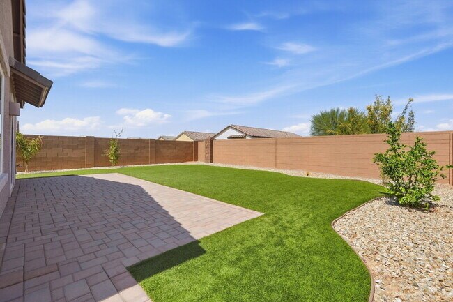 Building Photo - 12168 E Sunflower Ln