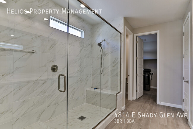 Building Photo - 4814 E Shady Glen Ave