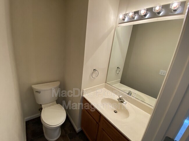 Building Photo - 9740 W Midland Way