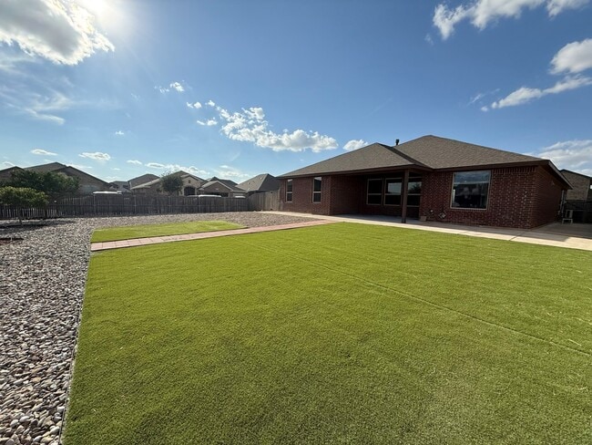 Building Photo - 7300 La Escolara Ranch Rd