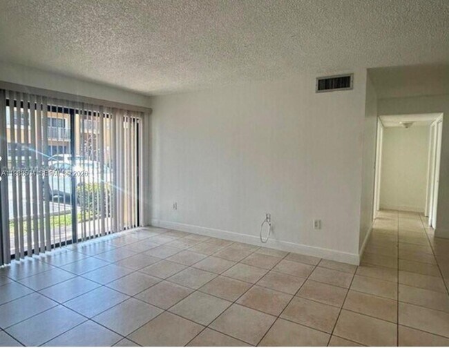 Building Photo - 15520 SW 80th St