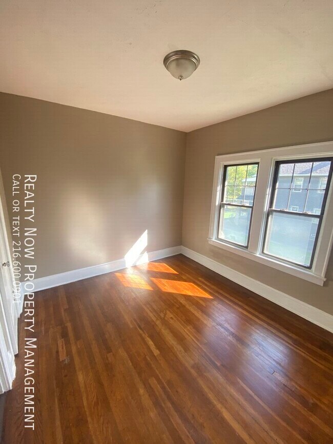 Building Photo - 3536 Hildana Rd