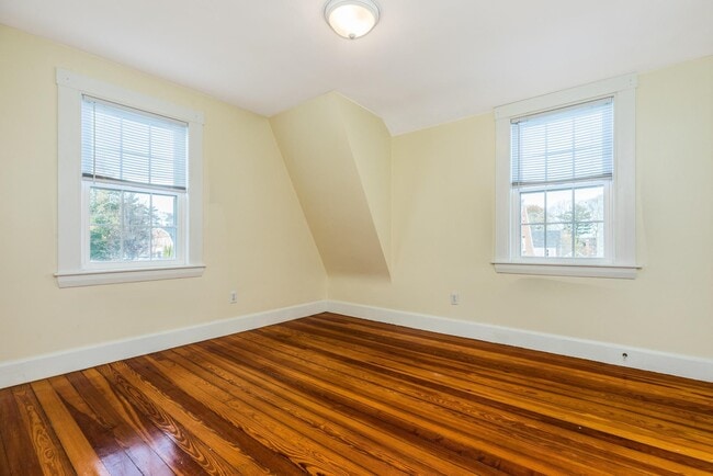 Building Photo - 79 Porpoise Way