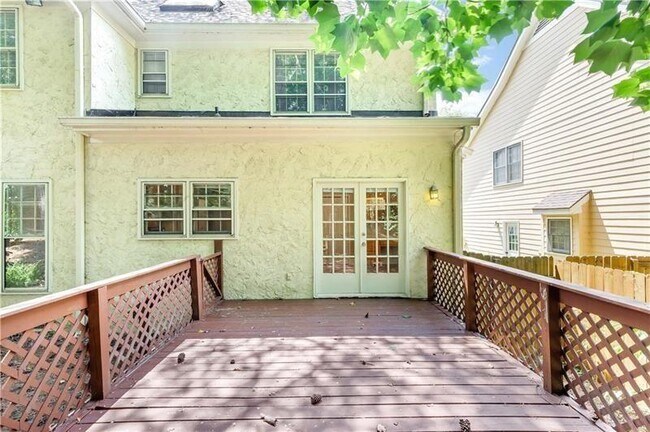 Building Photo - 919 Bridgegate Dr NE