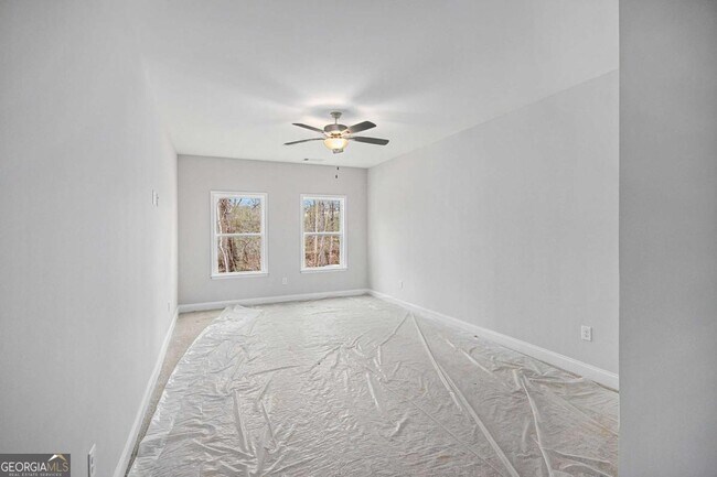 Building Photo - 136 Crest Pointe