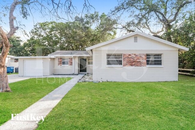 Building Photo - 211 W 108th Ave