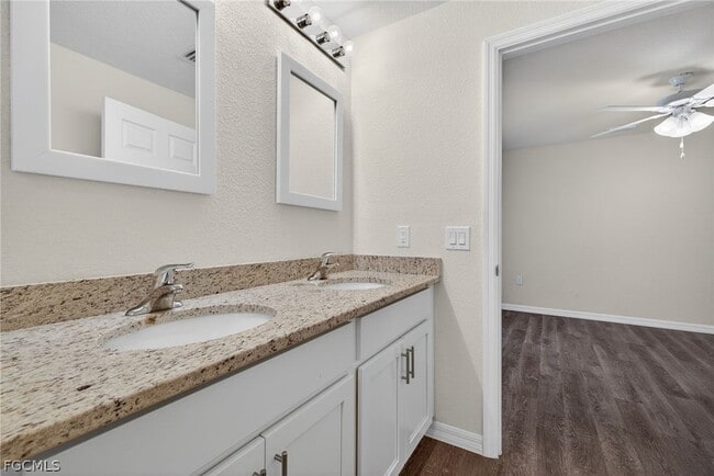 Building Photo - 6056 Pecan Cir