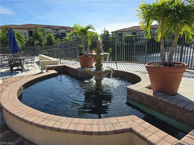 Building Photo - 12940 Positano Cir