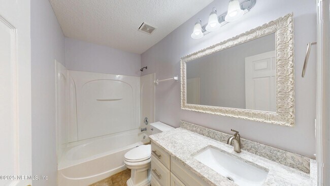 Building Photo - 13290 Pacemaker Dr