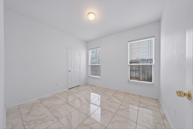 Building Photo - 23211 Kaitlyn Canyon