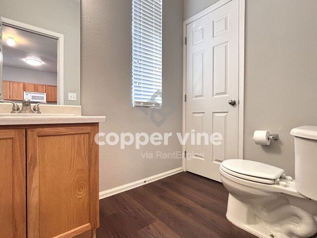 Building Photo - 160 Alyssum Dr