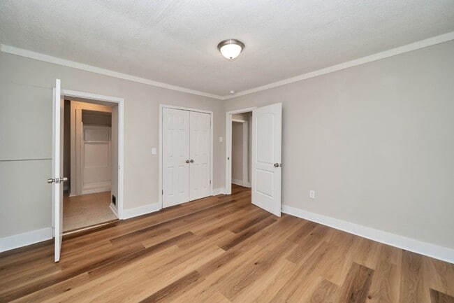 Building Photo - 13430 Murry St