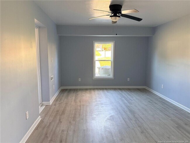 Building Photo - 6025 Elstree Pl