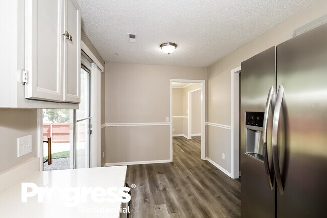 Building Photo - 7528 Swedish Ivy Ln