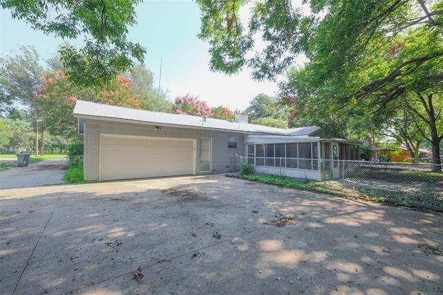 Building Photo - 8301 Llano Ave