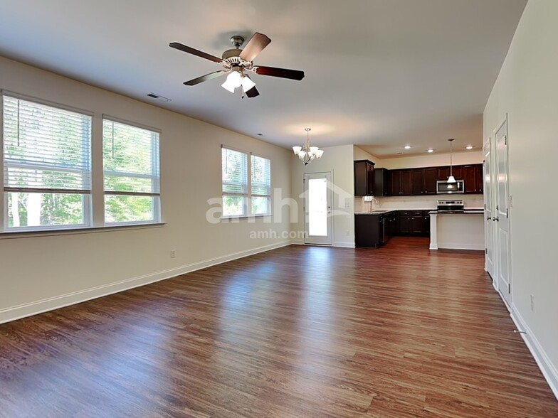 Building Photo - 17310 Alydar Commons Ln