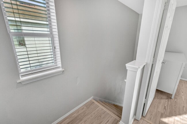 Building Photo - Partially furnished 3-bedroom, 2.5-bath home