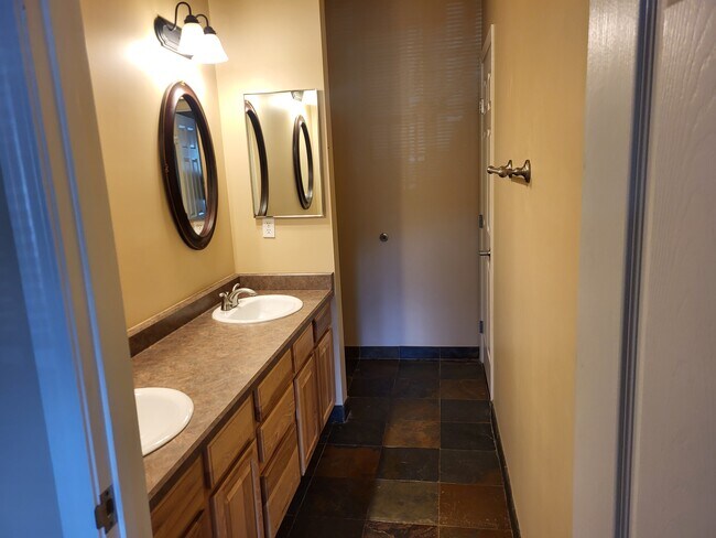 Building Photo - 29057 Hotel Way