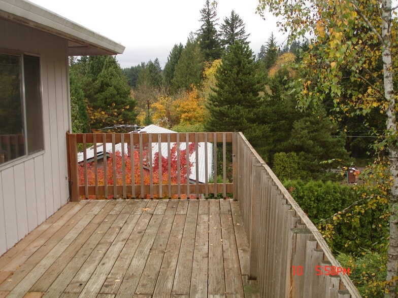 Building Photo - 8617 SW 49th Ave