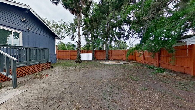 Building Photo - **Charming 3-Bedroom Historic Home with Covered Porch and Large Yard**