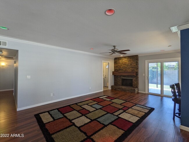 Building Photo - 10044 N 39th Ln