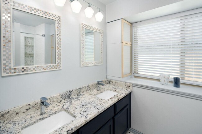 Building Photo - Springaire Beauty in Lewisville
