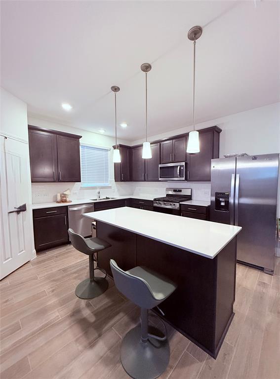 Building Photo - 513 Senca Pk