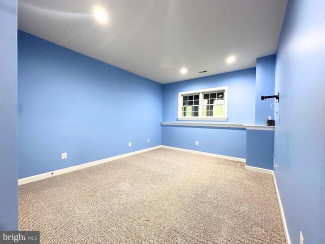 Building Photo - 13116 Brushwood Way