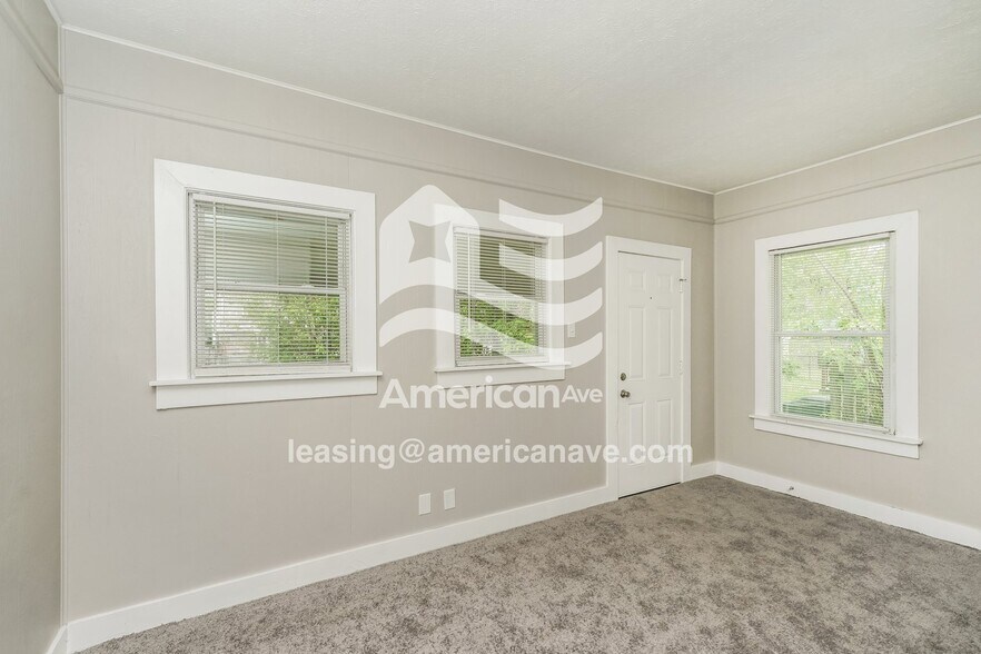 Building Photo - 1847 Bolling Ave